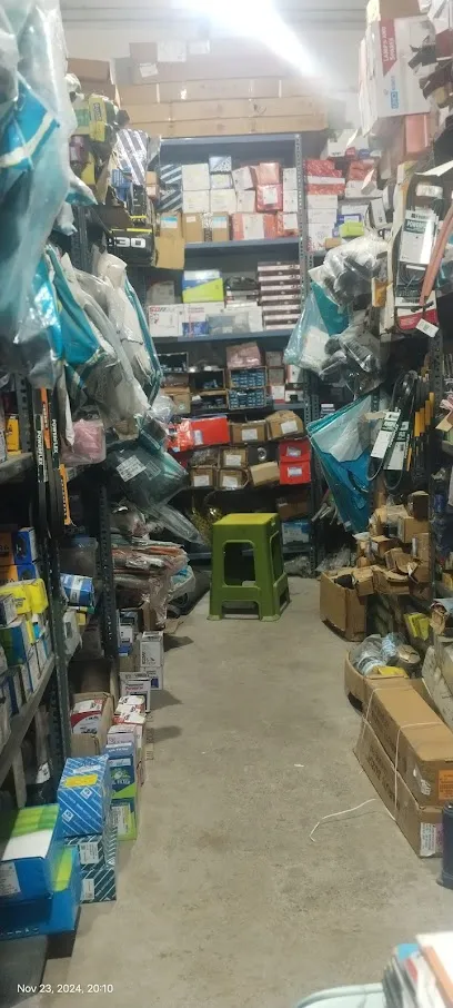 A K AUTO STORES