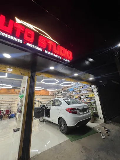 AUTO STUDIO