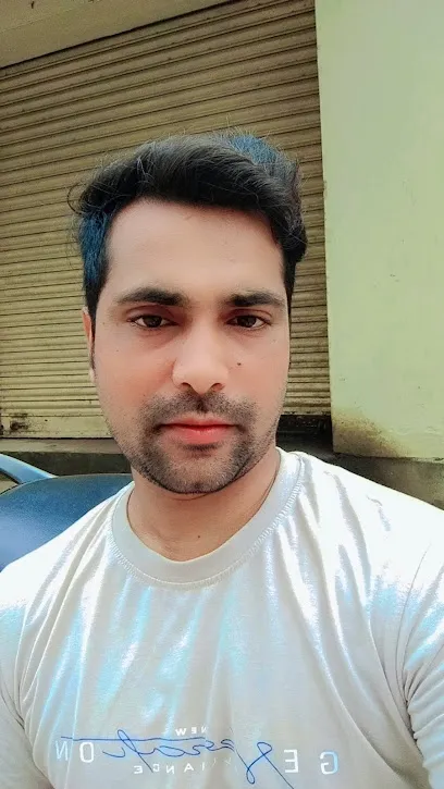 Azad Tyer Shop