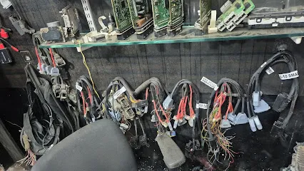 Computer Car keys shop Jalgaon car scanning electronic ecm repairing programming auto electrical work Jalgaon