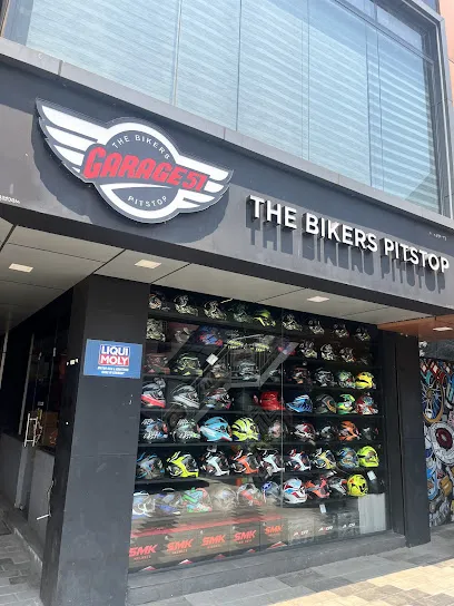 GARAGE51 The Bikers Pitstop