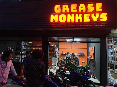 Grease monkeys Tirur