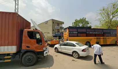Gulf Retail Shop - Karthies Motors-Poonmale
