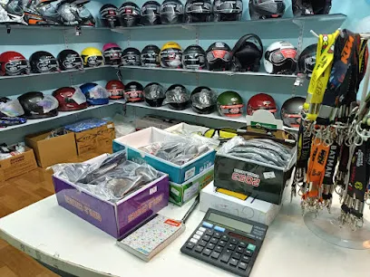 Helmet Waala