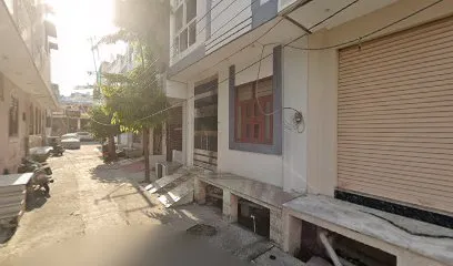 Kanawat House