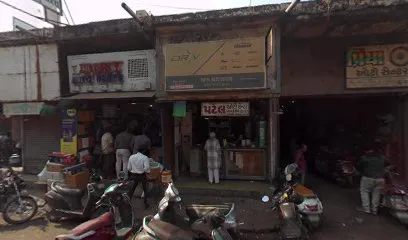 L R AUTO STORE
