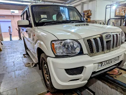 MAHINDRA Arihant Motors
