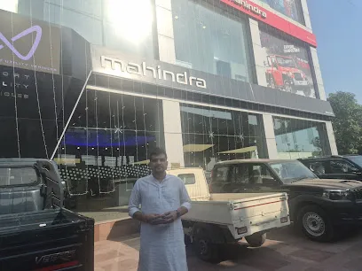 Mahindra Astro India Automobile - SUV & Commercial Vehicle Showroom
