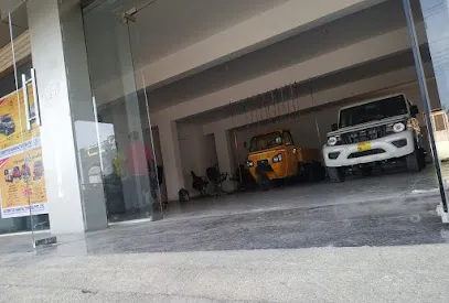 Mahindra Automotive Manufacturers - SUV & Commercial Vehicle Showroom