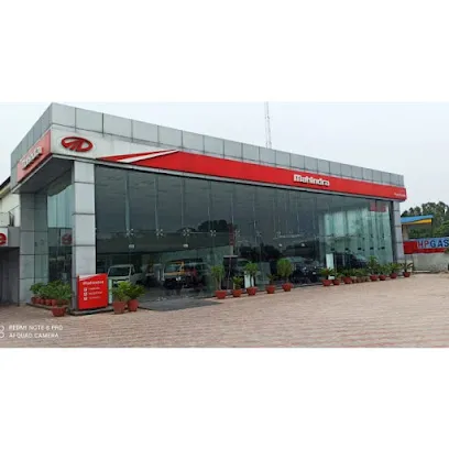 Mahindra Punj Autos - SUV & Commercial Vehicle Showroom