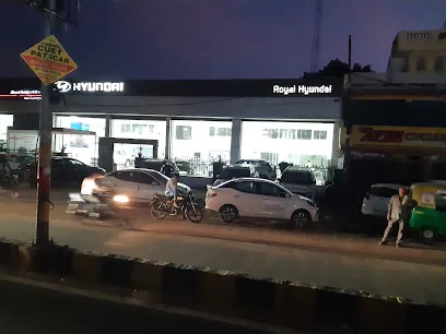 Mahindra Royal Automobiles - SUV & Commercial Vehicle Showroom