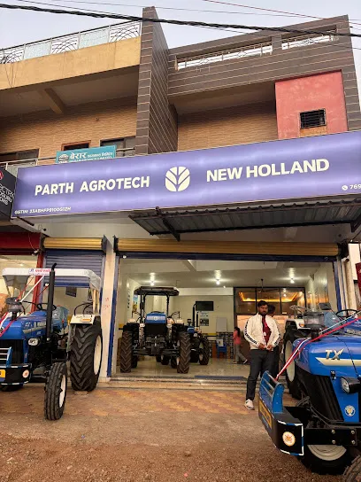 Mahindra Tractors - Prathvi Agro Tech & Malkit Harvester Combine