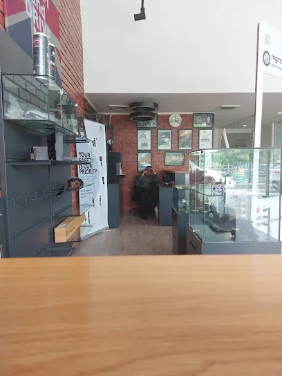 MG Motor Ganpati Fourwheels Showroom