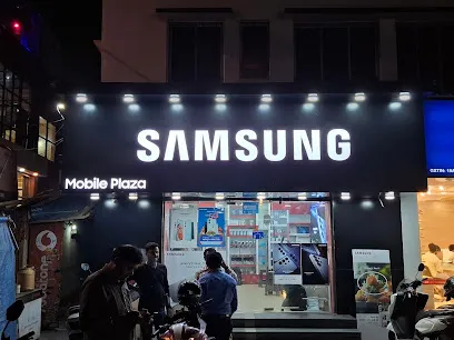 Mobile Plaza