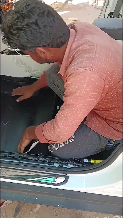 New Manish Radium and Car Decor