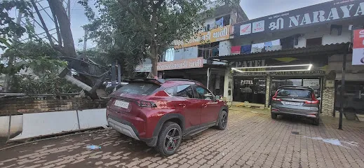 Patel Car decor