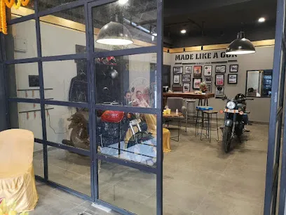 Royal Enfield Showroom - 6TH GEAR - Rajim