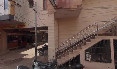 Shiv Hood And Shit Cover