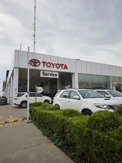 SUNNY TOYOTA