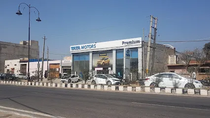 Tata Motors Cars Service Centre - Premium Motocorp, Delhi Road