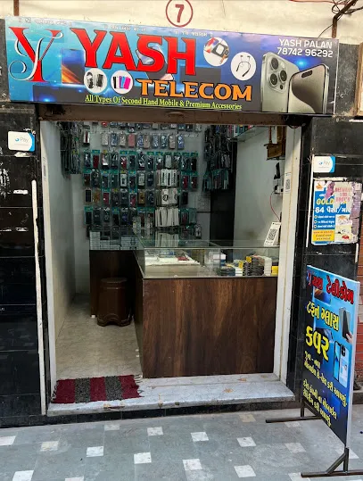 Yash Telecom best mobiles and accessories, in Khambhalia