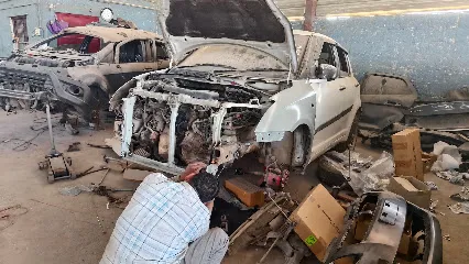 Universal Auto Garage Hassan