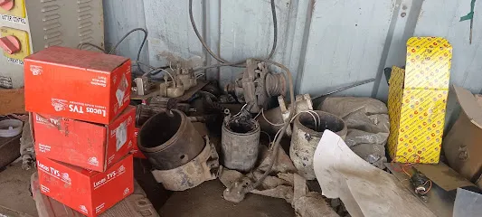 24 ghante truck mechanic service available.