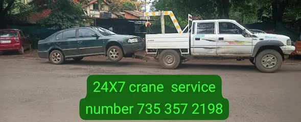 24x7 Towing Crane service