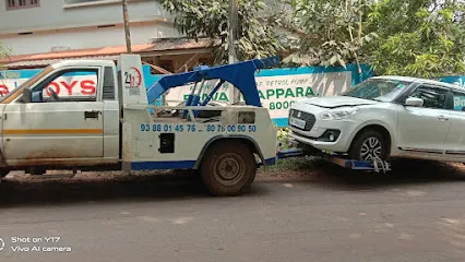 Areekode crane recovery service
