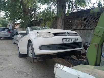 Bala Ji Towing Crane Services