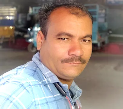 Charan bhaiya loading auto service
