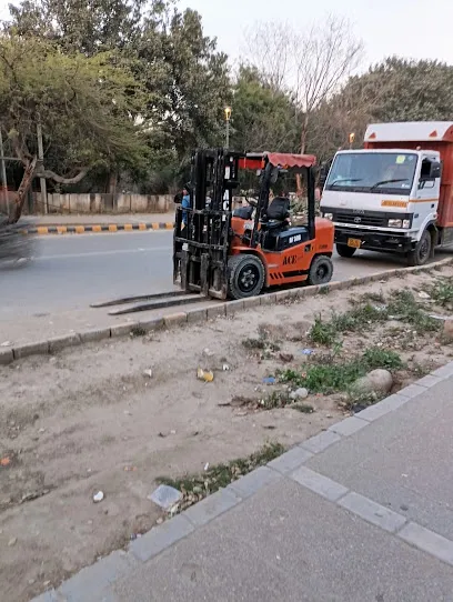 Deepak Crane Service -Crane Services In Gurgaon I Best Crane Service In Gurgaon I Car Towing Service In Gurgaon