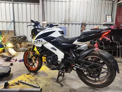 ENGINEERS GARAGE