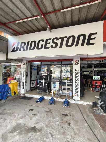 Fifth Wheel Tyres & Batteries wheel alignment