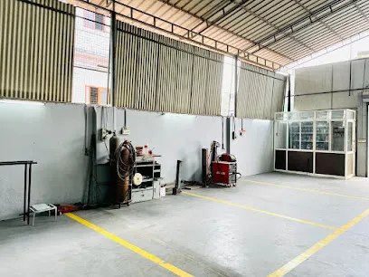 HIGHTECH Motors(Multi Brand Car workshop)