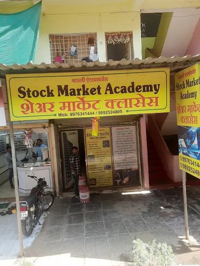 Kankavli Market