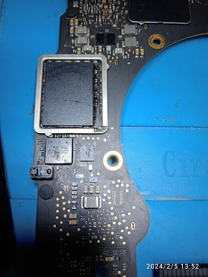 LAPTOP & MOBILE REPAIRING POINT