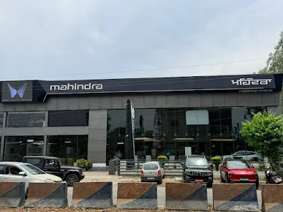 Mahindra Js Grover Autos Pvt Ltd - SUV & Commercial Vehicle Showroom