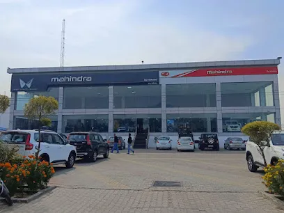 Mahindra Raj Power Solutions - SUV & Commercial Vehicle Showroom