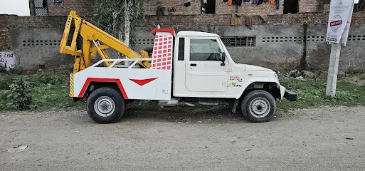 Malhotra car towing service zirakpur 24 hours