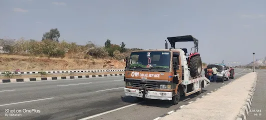 Om Towing and Crane Service