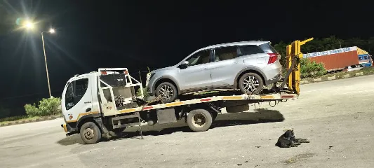 Puneet Rajkumar Towing Service