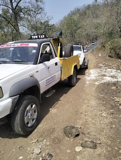 SAFE CAR TOWING