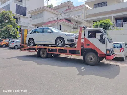 SRR CAR TOWING SERVICE IN KHAMMAM