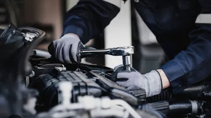 Susheela Auto Garage | Thottada Kannur Mechanical work Denting work Painting Work Garage.