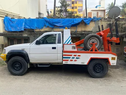 Three star towing service