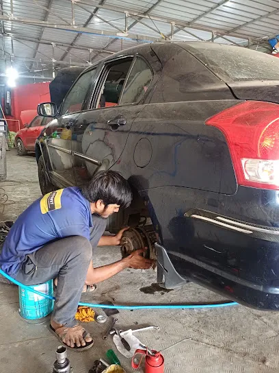 AutoTrust Kalyan | Multi-Brand Car Service Centre