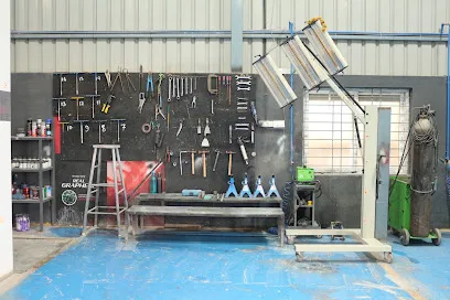 CAR SHAPERS
