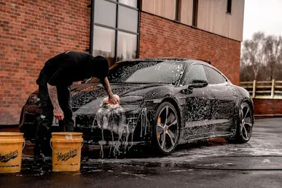 Car wash service at your Doorstep
