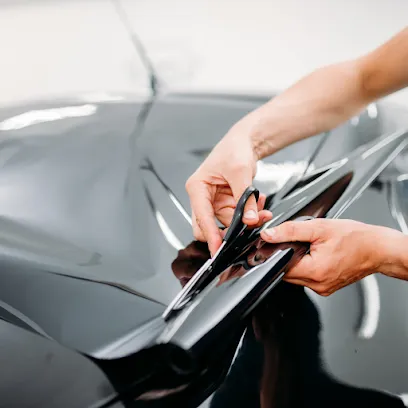Dainting Painting Bumper Repair